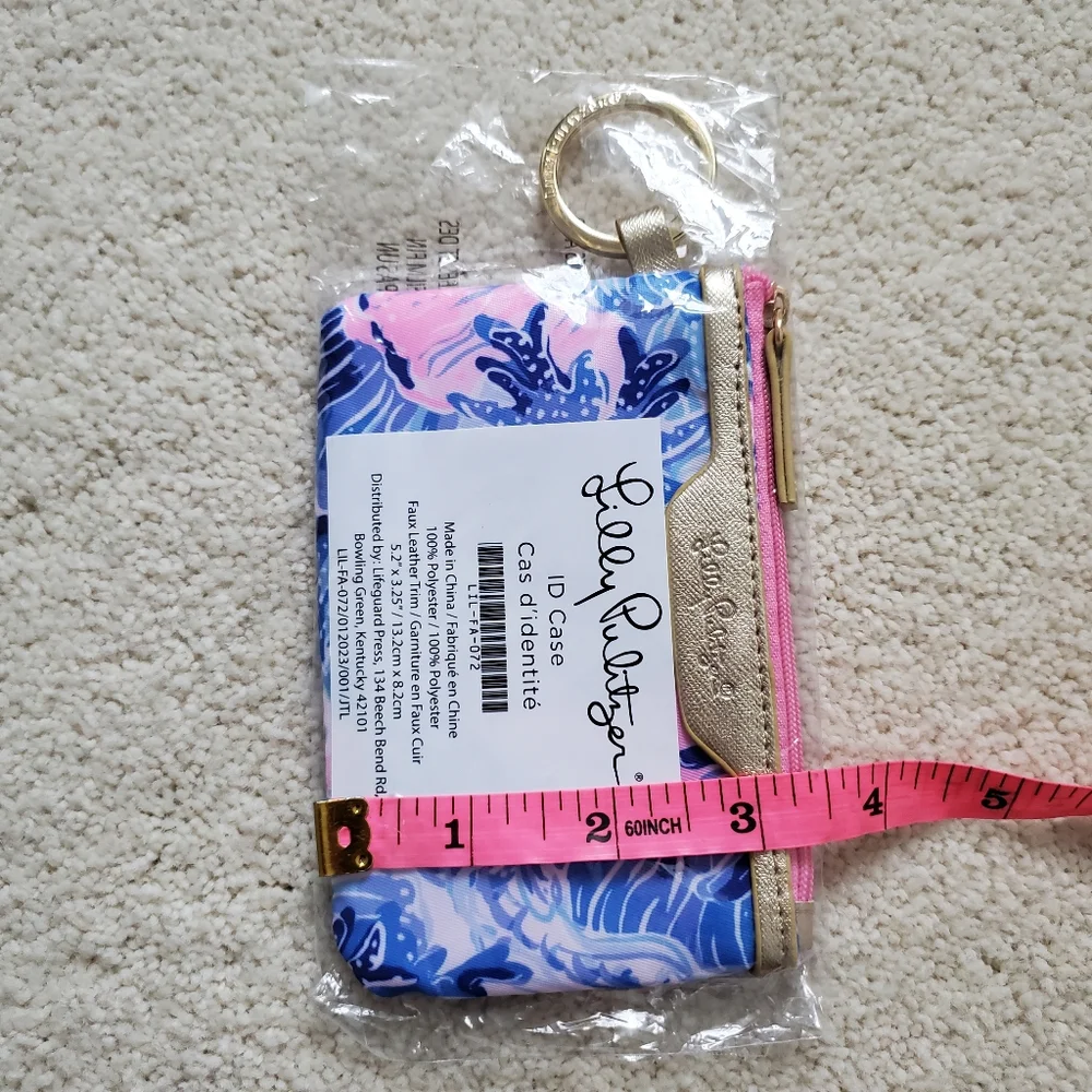 NWT Lilly Pulitzer Shade Seekers ID Case Tropical Print Keychain